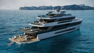 40-metre EXTRA motor yacht X130 Triplex